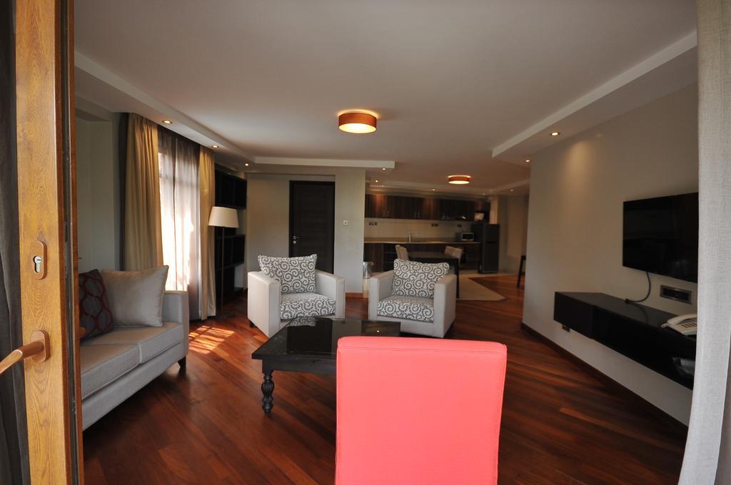 Longonot Place Serviced Apartment-Nairobi, City Centre Cbd Exteriör bild