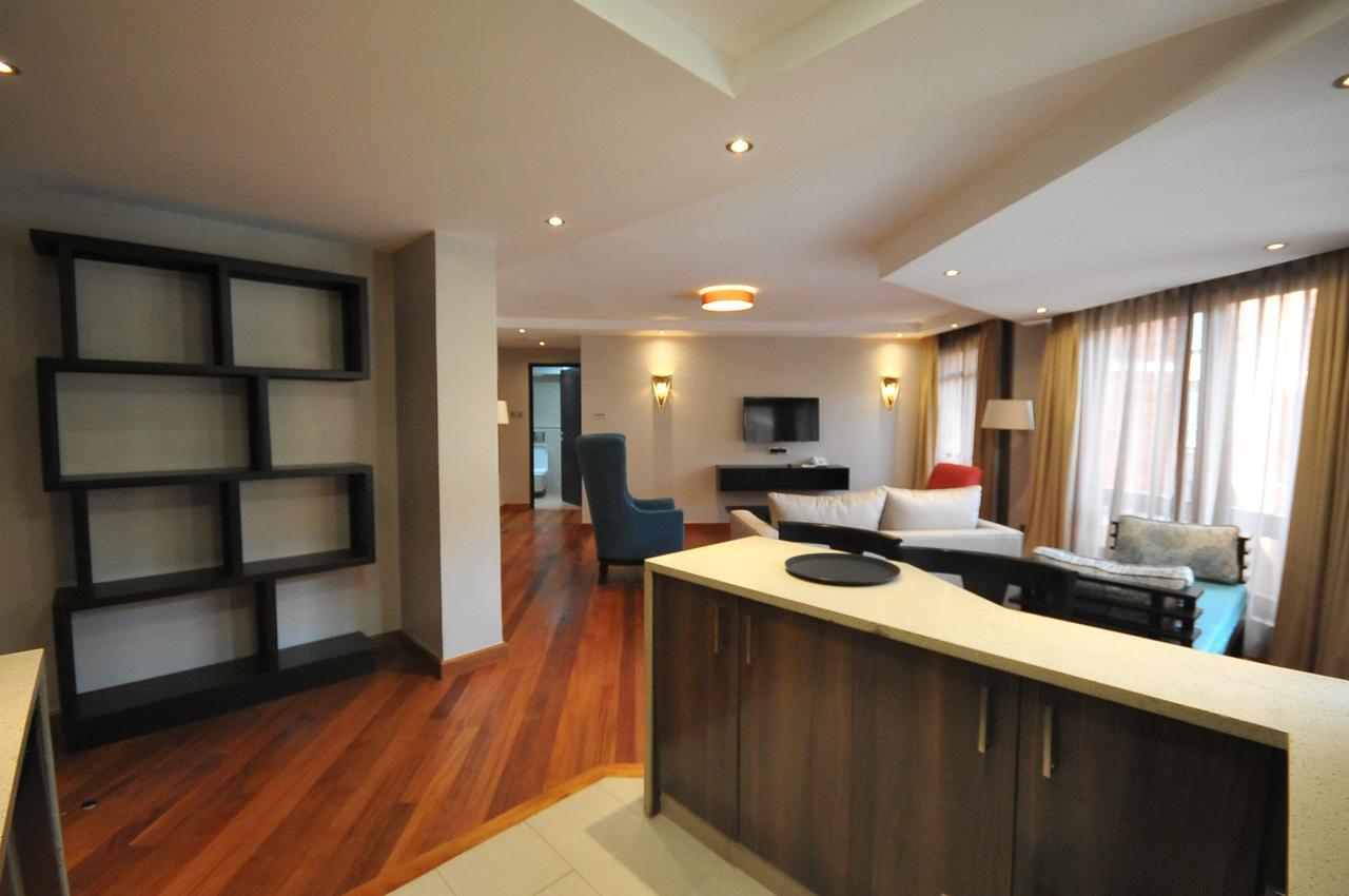 Longonot Place Serviced Apartment-Nairobi, City Centre Cbd Exteriör bild